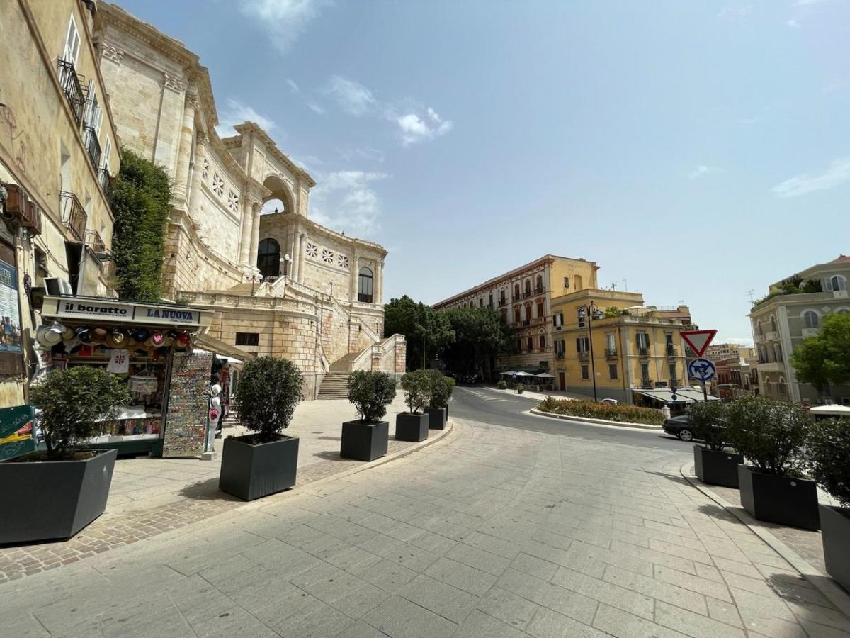 La Terrazza Sul Corso - Premium Apartment Cagliari Exteriér fotografie